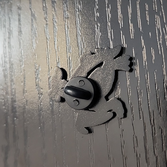 Pokemon Garchomp Enamel Pin - Picture 2 of 4